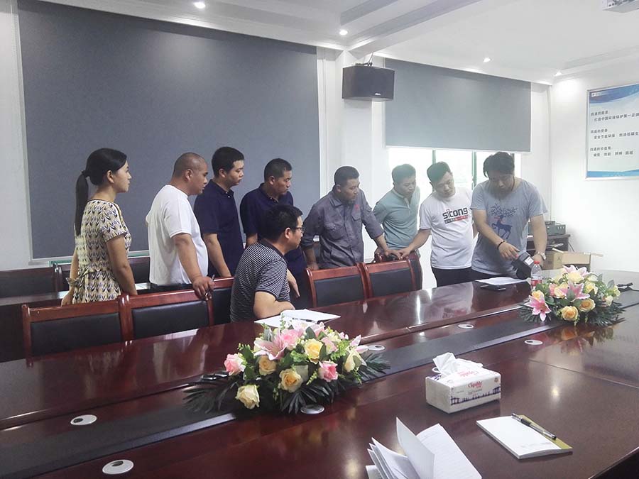 四季青水处理厂家来四通锅炉进行培训交流