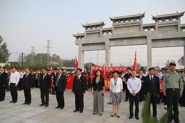四通锅炉参加烈士纪念日公祭活动—缅怀革命先烈