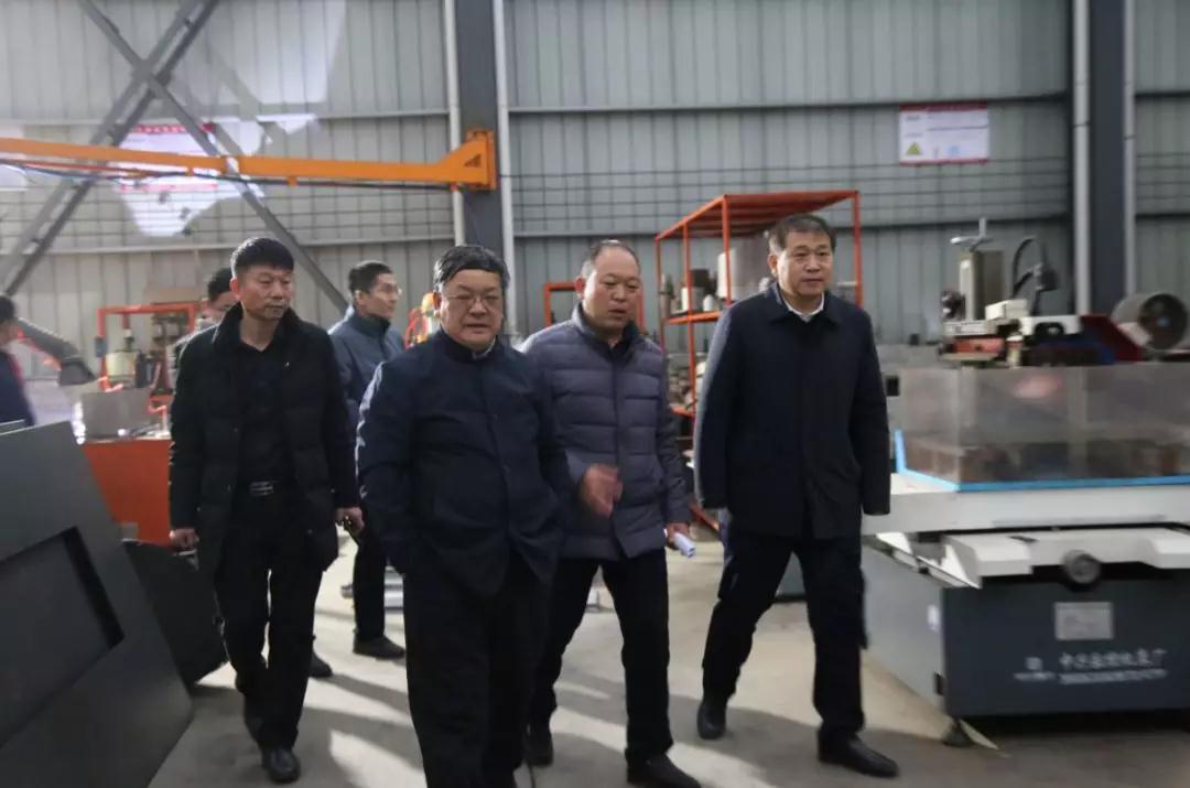 人民日报社河南分社社长龚金星一行到四通锅炉调研