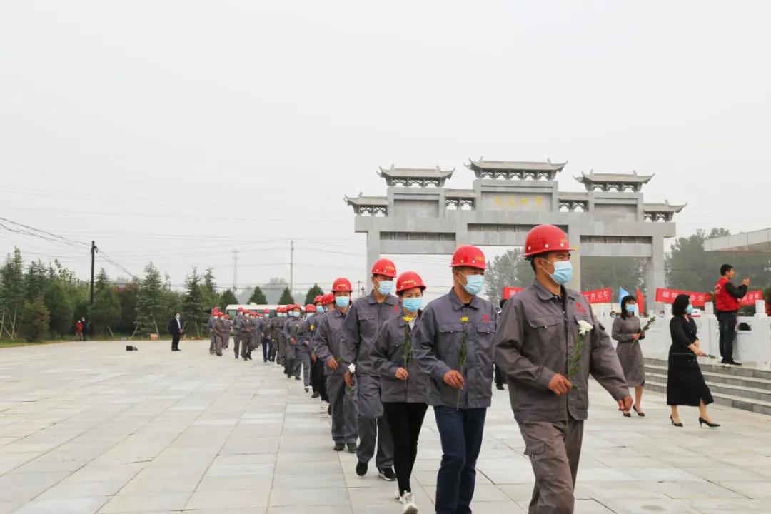 四通锅炉参加太康县烈士公祭活动
