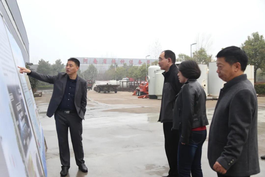 中国特种设备检测研究院党委书记郭元亮一行莅临四通锅炉