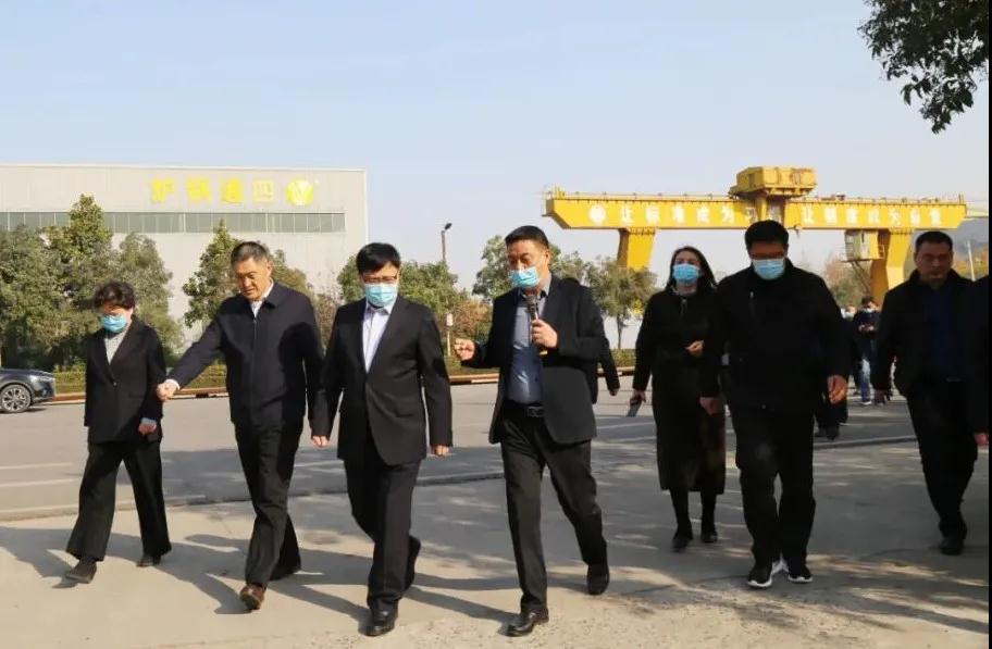 发展数字经济、赋能产业升级， 市观摩团走进四通锅炉