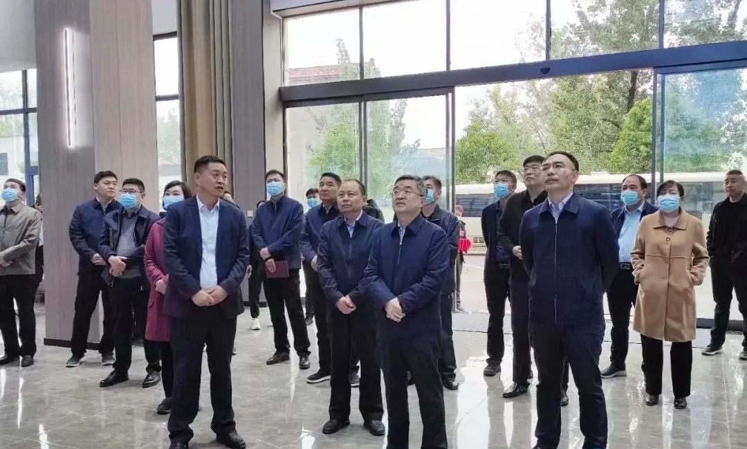 皇甫立新督导四通锅炉创新中心建设工作